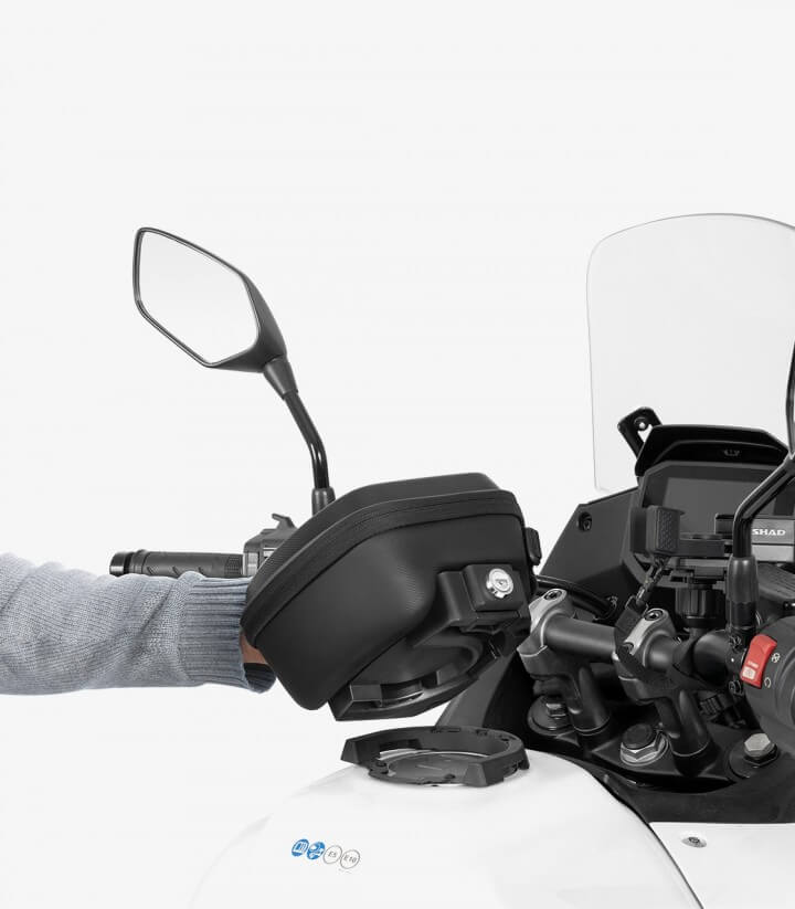Kit fijación bolsa SHAD Click System Y014CS para Yamaha Tenere 700 (19-24)