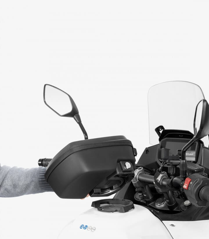 Kit fijación bolsa SHAD Click System Y015CS para Yamaha MT09 (24-25)