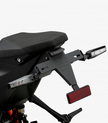 Kennzeichenhalter Puig 21981N für KTM 1390 Super Duke R (24-26)