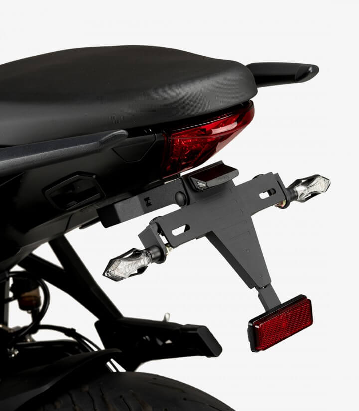 Kennzeichenhalter Puig 21323N für Triumph Tiger Sport 660/800 (22-25)