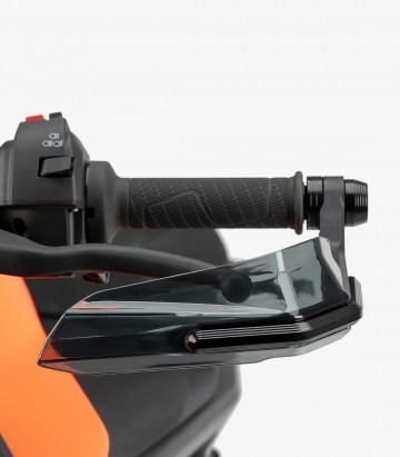 Universal Puig Black Handguards 22056N