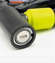 Urban UR5 Articulated Lock