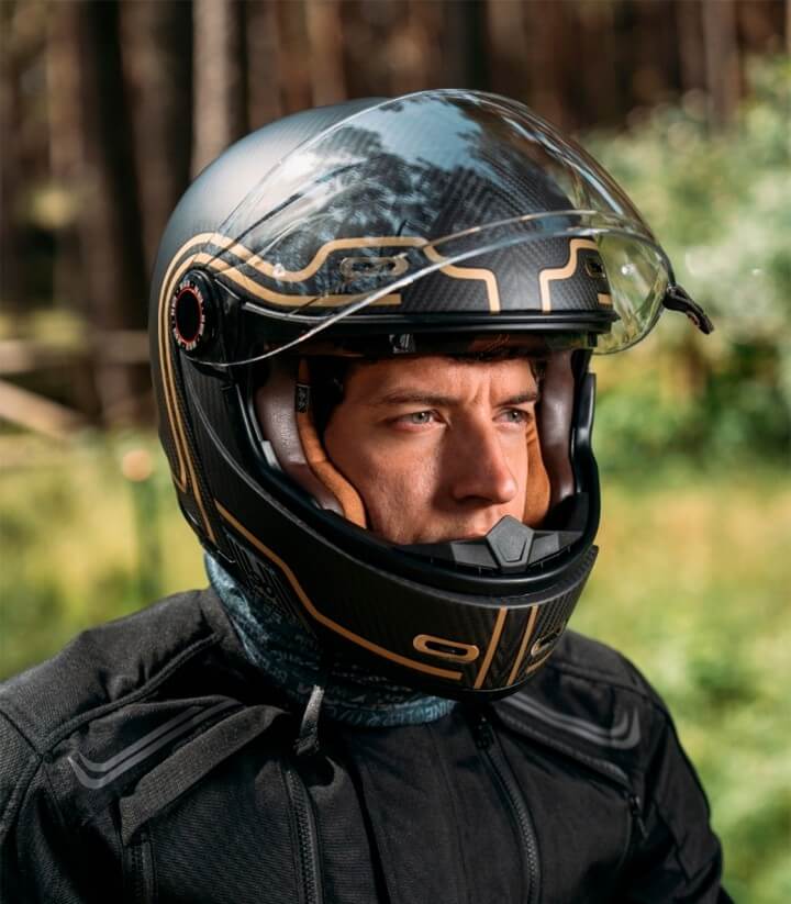By City 90 Degrees Full-Face Helmet Gold Carbon