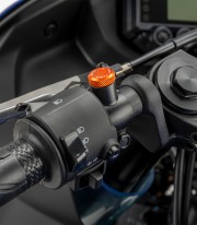 Tapón Embellecedor Rosca Retrovisor Puig Naranja 21804T para varios modelos de Honda, Husqvarna, Kawasaki, KOVE, Triumph y Yamah