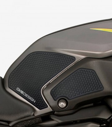Seitliches Tankpad Yamaha MT-07 (18-20) in der Farbe Schwarz von Puig 20089N
