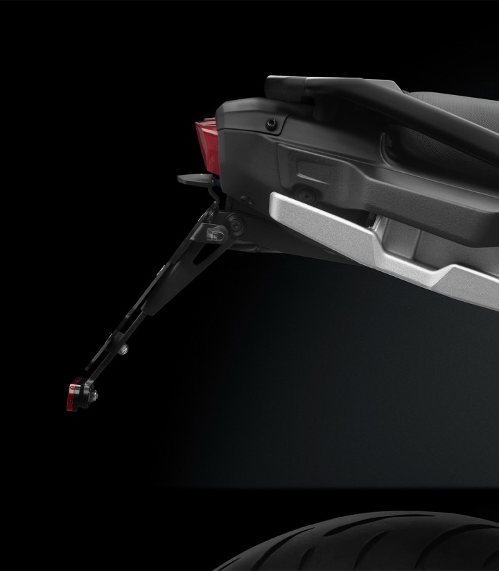 Portamatrículas Rizoma Fox Yamaha Tracer 9 / GT / GT + (21-24) PT234B