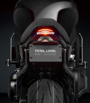 Portamatrículas Rizoma Fox Yamaha XSR 900 / GP (22-25) PT236B