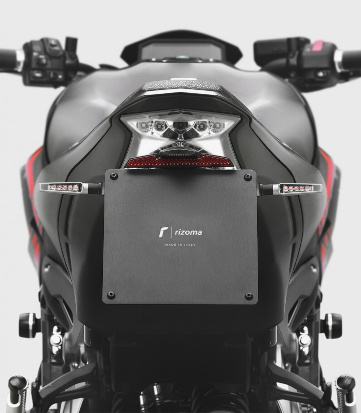 Rizoma License Plate Holder Fox Kawasaki Z 900 (17-24) PT327B