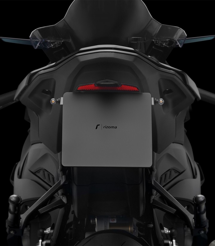 Portamatrículas Rizoma Fox BMW M 1000 R, M 1000 RR, R nineT, S 1000 R, S 1000 RR (14-25) PT717B