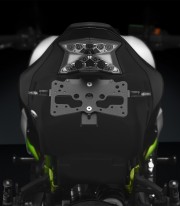 Portamatrículas Rizoma Fox Kawasaki Z 900 / A2 / Performance / SE (17-24) PTS322B