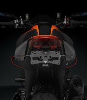 Portamatrículas Rizoma Fox Ducati Hypermotard 698 / Monster 937 (21-25) PTS541B