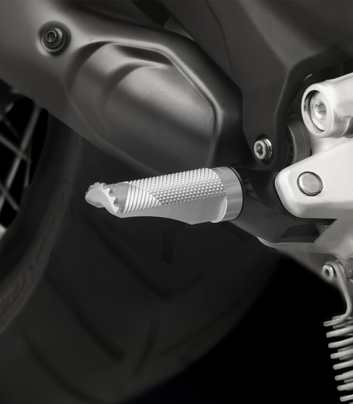 Rizoma Rider / Passenger Footpeg Mounting Kit Ducati DesertX / Multistrada V2/V4 (21–26) PE725B