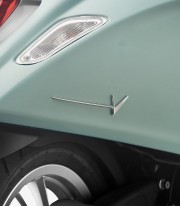 Rizoma Silver Side Icons ZVP046A for Vespa Elettrica, Primavera, Sprint (18-25)