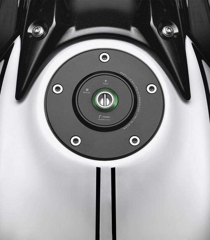 Rizoma Black Street Fuel Tank Cap Kawasaki ER-6F/ER-6N, Ninja ZX-4/6/10/R, Z 650 / 750 / 800, Z 900 / RS, Versys 1000, Versys-X 