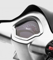 Rizoma Dashboard Cover in Silver for Vespa GTS / GTS Super / 310 / 310 Super / GTV / GTV 310 (23-25) ZVP033A