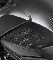 Honda CB1000 Hornet / SP (25) Puig Black Pro 2 Tank Pad 22398N