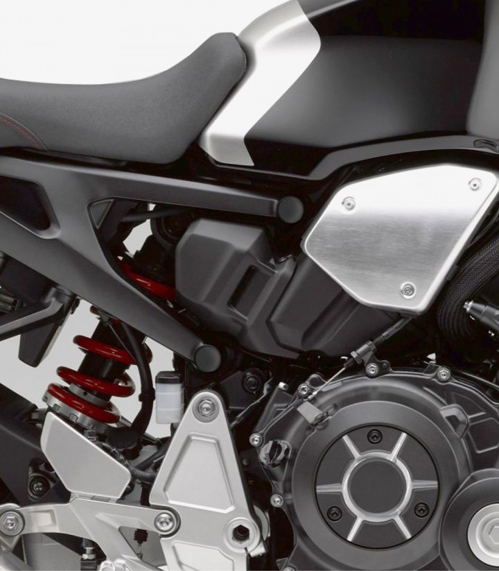 Puig Rahmenstopfen Honda CB1000R Neo Sports Cafe (18-25) in Schwarz 9809N