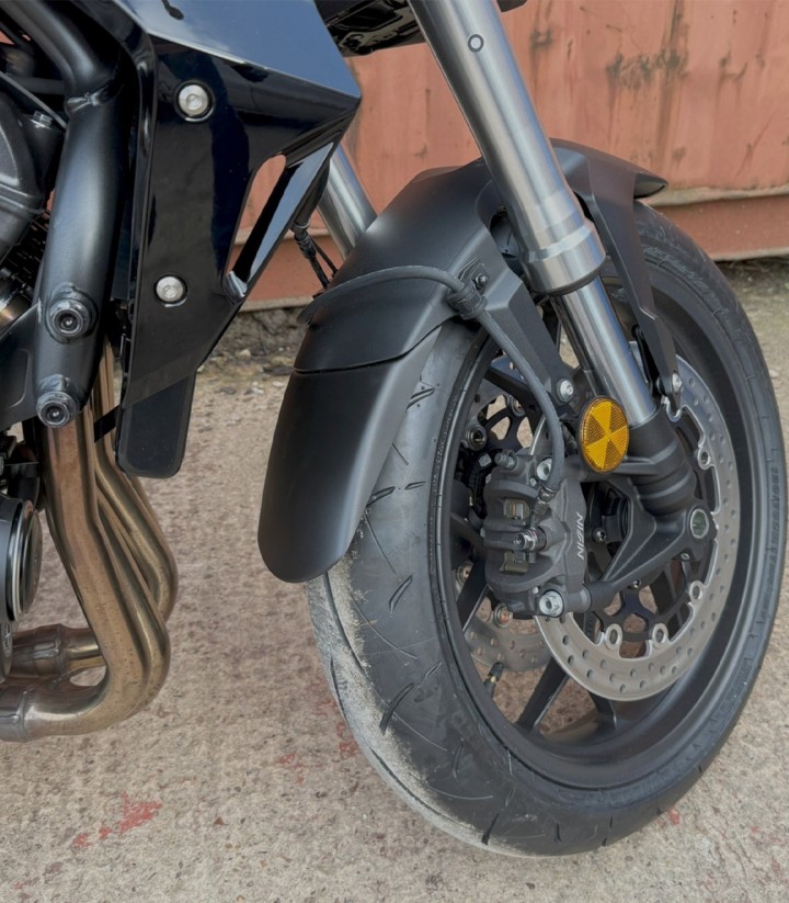 Schmutzfänger vorderer Kotflügel Puig 22404N für Honda CB1000/750 Hornet (23-26)