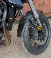 Faldón guardabarros delantero Puig 22404N para Honda CB1000 Hornet / SP (25), CB750 Hornet (23-26)