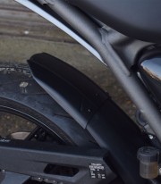 Extensión guardabarros trasero Puig 22351J para Triumph Speed 400 (24-25)