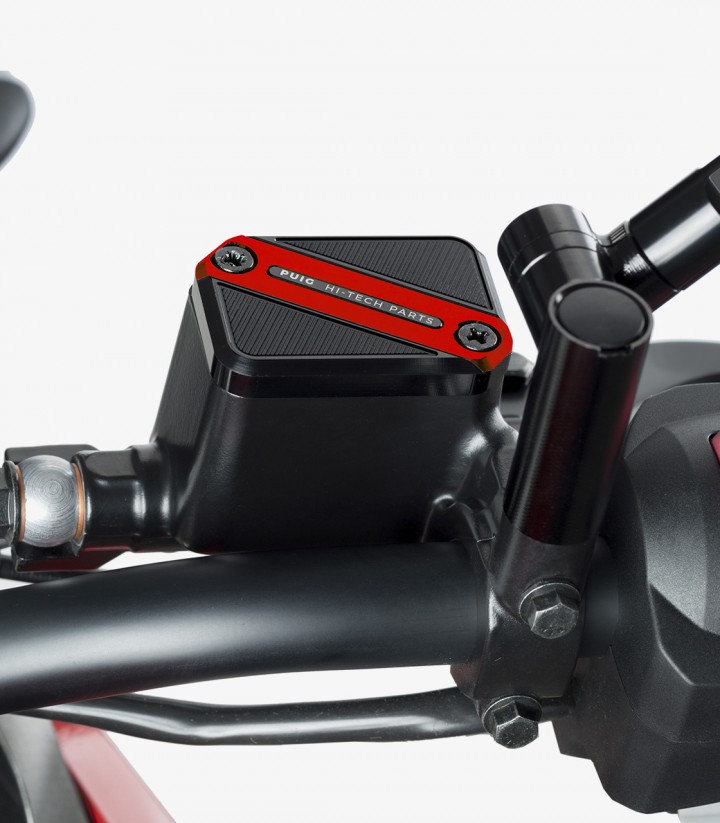 Tapa depósito líquido Freno Puig color Rojo 9612R para Varios modelos de Aprilia, BMW, KTM, Suzuki y Triumph