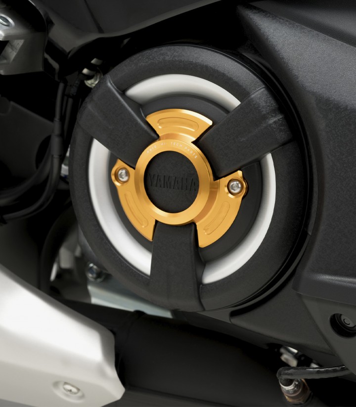 Tapa Embrague Puig Dorado Yamaha T-MAX 530 / DX / SX (17-19), T-MAX 560 / Tech Max (20-26) 9855O