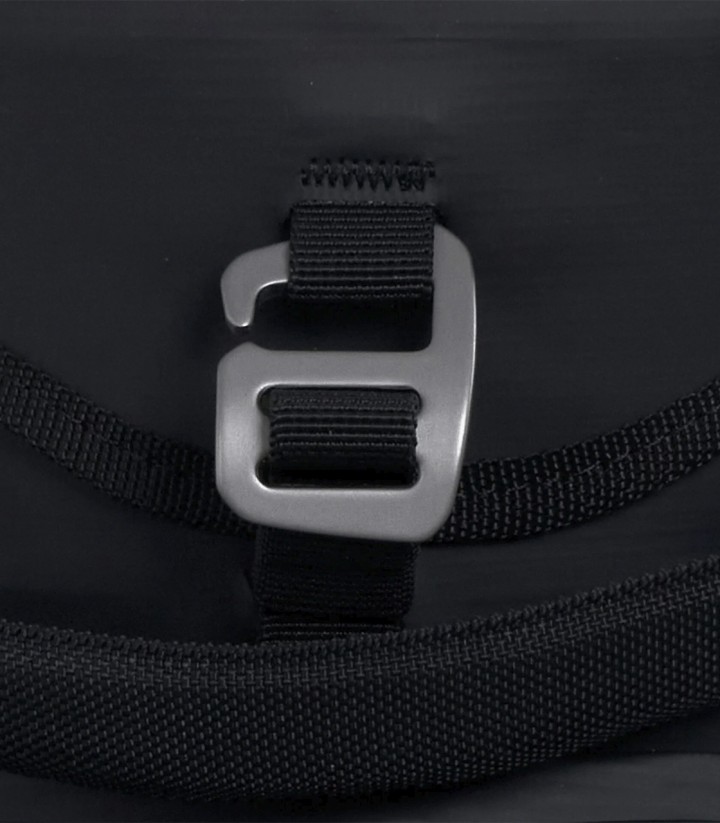 SHAD SW23 Waterproof Tank Bag 14 L X0SW23B