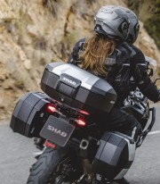 Maleta central SHAD SH51 Aluminio 51 Litros