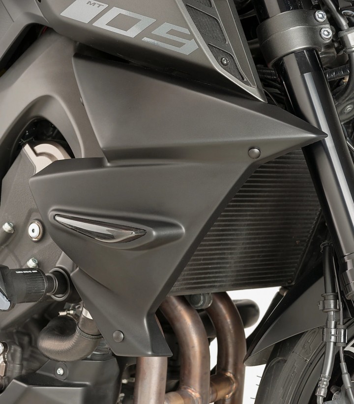 Puig Radiator Guard Matte Black for Yamaha MT-09 (17-20), MT-09 SP (18-20) 9378J