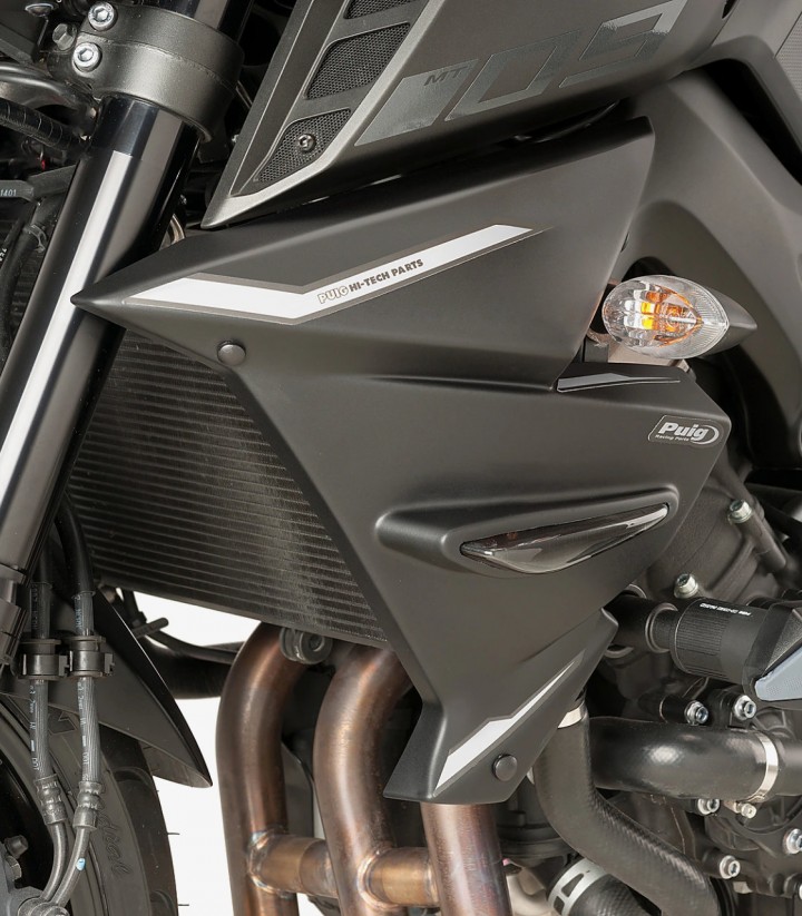Protector Radiador Puig Negro Mate para Yamaha MT-09 (17-20), MT-09 SP (18-20) 9378J