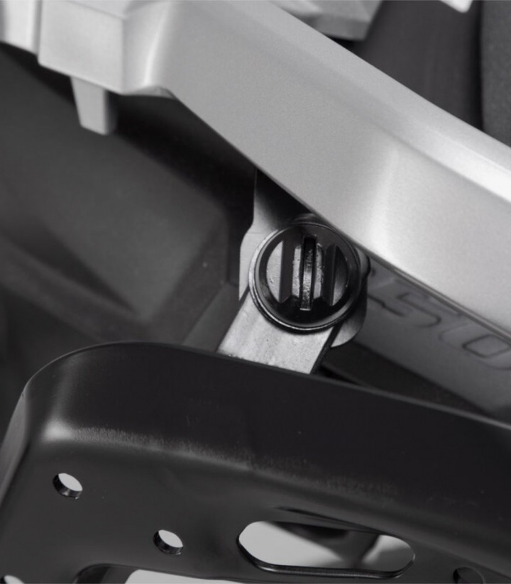 Soportes Laterales PRO Suzuki V-Strom 650 / XT (16) SW-MOTECH KFT.05.876.30000/B KFT.05.876.30000/B