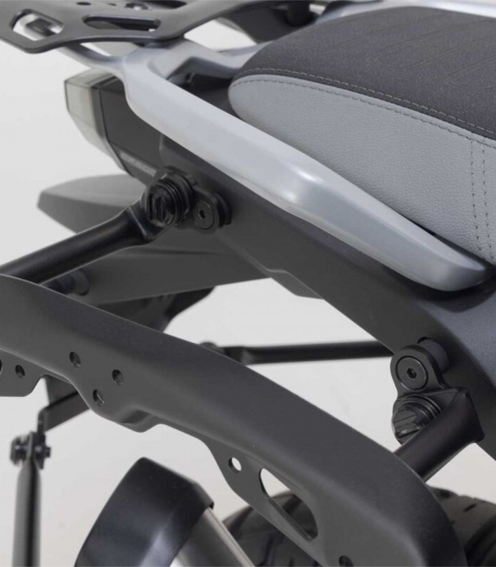 Soportes Laterales PRO CFMOTO 450MT (23) SW-MOTECH KFT.10.625.30000/B KFT.10.625.30000/B