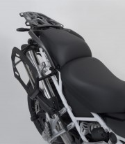 Soportes Laterales PRO Triumph Tiger 1200 GT Explorer / Rally Explorer (22) SW-MOTECH KFT.11.905.30102/B KFT.11.905.30102/B