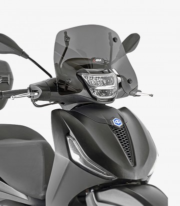 Piaggio Beverly 300/310/400 HPE (21-26) GIVI Windshield in Smoked 5621S+A5616A