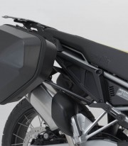 Soporte Lateral Derecho SLC Aprilia Tuareg 660 (21-24) SW-MOTECH HTA.13.849.11000 HTA.13.849.11000