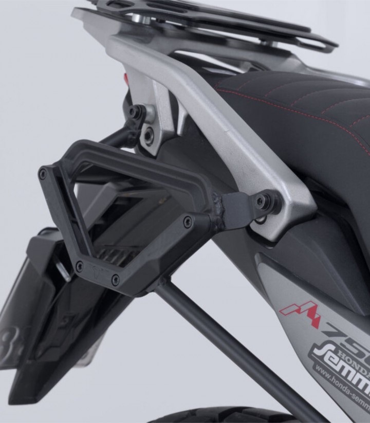 Soporte Lateral Derecho V-LOC Honda XL750 Transalp (22-24) SW-MOTECH VMC.01.070.11000 VMC.01.070.11000