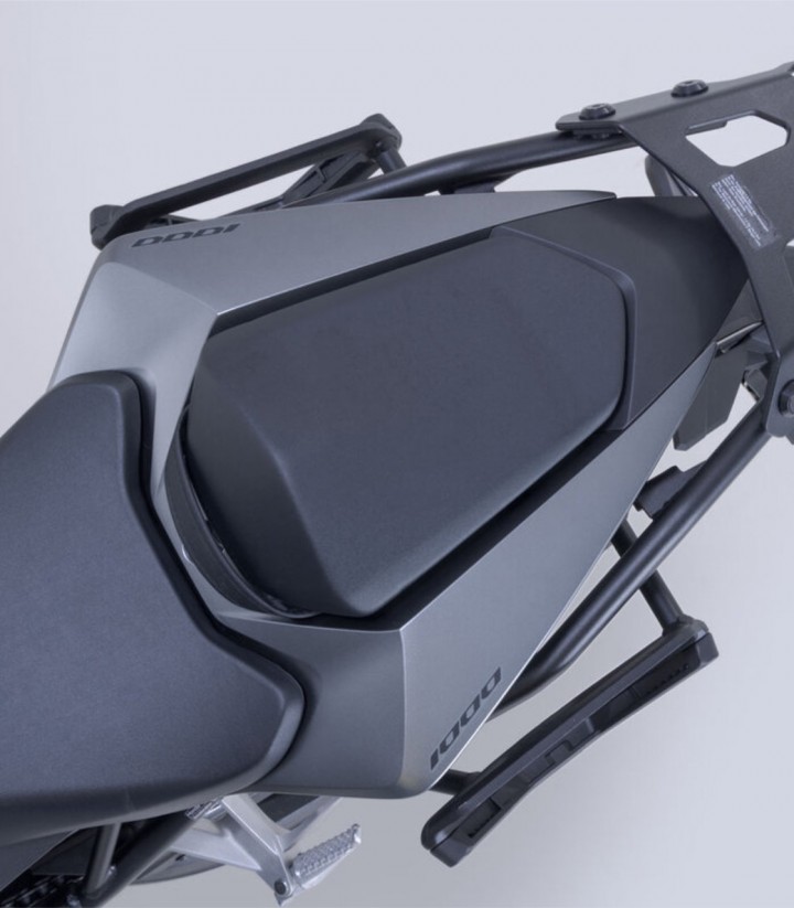 Soporte Lateral Izquierdo V-LOC Honda CB1000 Hornet / SP (24) SW-MOTECH VMC.01.211.10000 VMC.01.211.10000