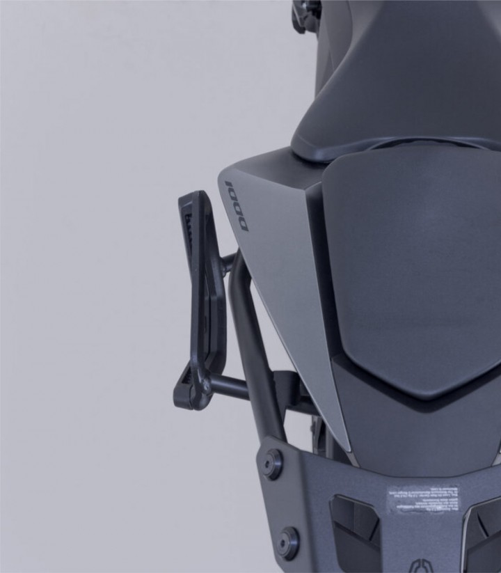 Soporte Lateral Izquierdo V-LOC Honda CB1000 Hornet / SP (24) SW-MOTECH VMC.01.211.10000 VMC.01.211.10000