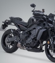 Soporte Lateral Derecho V-LOC Yamaha MT-09 (23-24) SW-MOTECH VMC.06.036.11000 VMC.06.036.11000