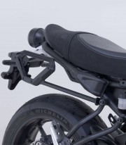 Soporte Lateral Derecho V-LOC Yamaha XSR 700 (15-21) SW-MOTECH VMC.06.642.11000 VMC.06.642.11000