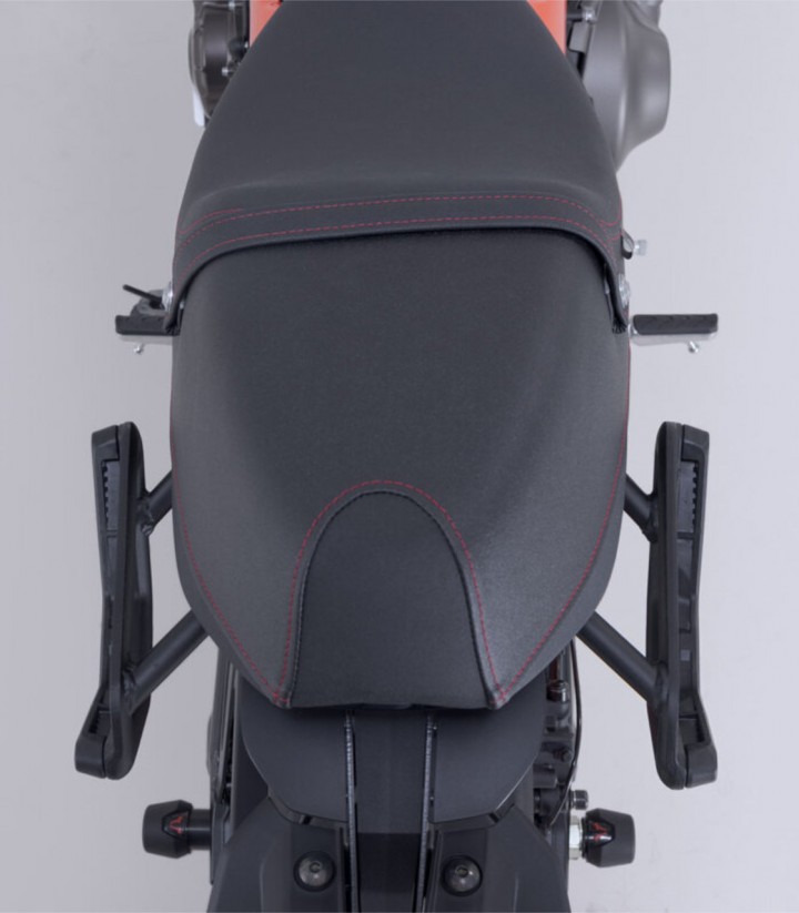Soporte Lateral Izquierdo V-LOC Yamaha XSR900 (21-25), XSR900 GP (23-24) SW-MOTECH VMC.06.932.10000 VMC.06.932.10000