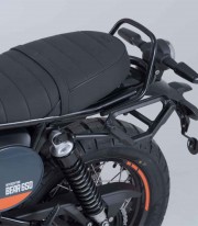 Soporte Lateral Izquierdo V-LOC Triumph Street Twin / Street Scrambler / Speed Twin 900 (16-24) SW-MOTECH VMC.11.667.10000 VM...