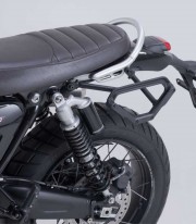 Soporte Lateral Izquierdo V-LOC Triumph Scrambler 1200 X (23), Scrambler 1200 XC / XE (18-23) SW-MOTECH VMC.11.929.10000 VMC....