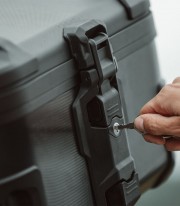 SW-MOTECH DUSC M Top / Side Case Black 33 L HSK.00.745.10001/B HSK.00.745.10001/B