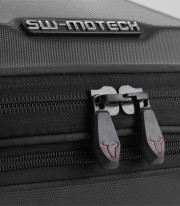 Maleta Superior con Soporte URBAN ABS Negro 16-29 L Honda CB500F (18), CBR500R (18-23) SW-MOTECH GPT.01.924.60000/B GPT.01.92...