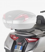 GIVI MONOKEY® Top Case Mount Honda GL 1800 Gold Wing (18-26) SRA1172