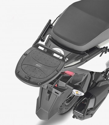 GIVI MONOLOCK® Top Case Mount Suzuki Avenis 125 (23-26) SR3124