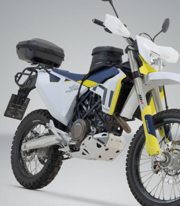 Maleta Superior con Soporte URBAN ABS Negro 16-29 L Husqvarna 701 Supermoto (16) SW-MOTECH GPT.03.701.60001/B GPT.03.701.60001/B