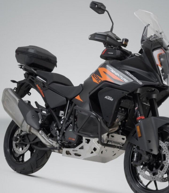 SW-MOTECH URBAN ABS 16-29 L Top Case with Carrier for KTM 1290 / 1390 Super Adventure (21-24) Black GPT.04.835.60000/B GPT.04...