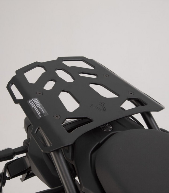 Maleta Superior con Soporte TRAX ADV Negra 38 L Yamaha MT-07 Tracer (16-25), Tracer 700 (16-20), Tracer 7 (21-25) SW-MOTECH G...